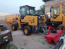 Фронтальный погрузчик Wentai G938 agro