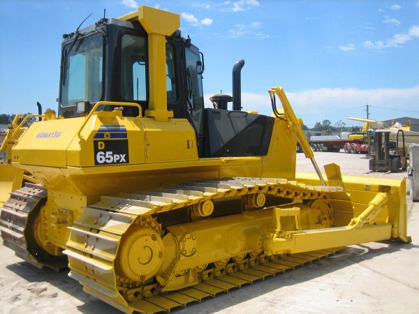 Услуги спецтехники бульдозера KOMATSU