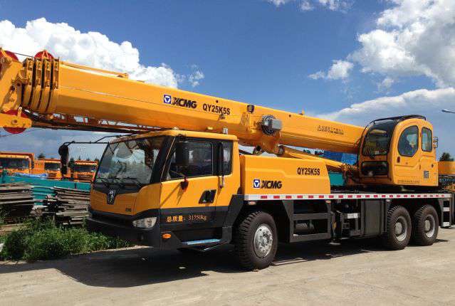 Арендовать автокран XCMG 25K5