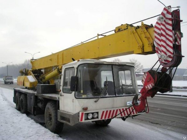 Нужен кран? - Предлагаю арендовать 25 тонник кран кс5473 краз-258