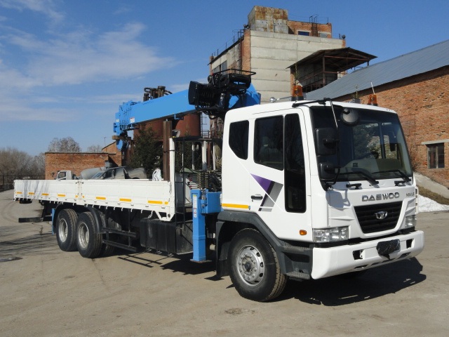 Аренда Самогрузов 7,8.10, тонн Автокраны HYUNDAI HD250