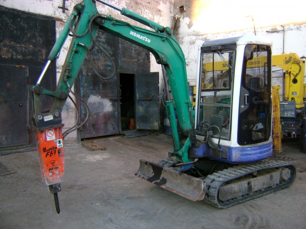 Сдаю мини-экскаватор с ямобуром в аренду KOMATSU PC30FR
