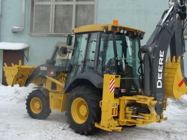 Экскаватор-погрузчик VOLVO BL-71