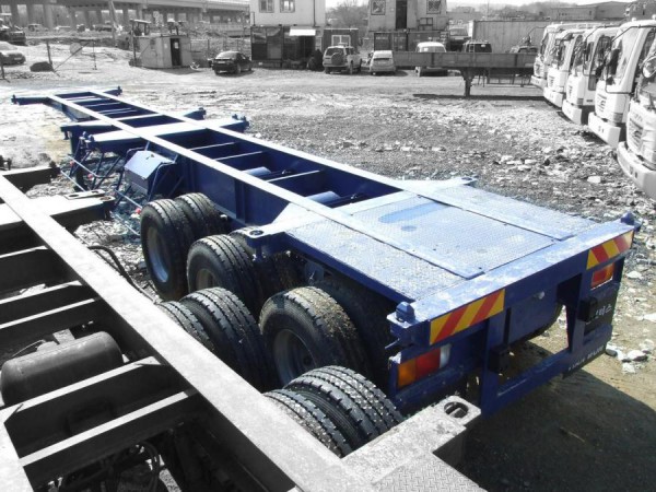 Аренда контейнеровоза 3, 6, 9, 14, 18, 20, 25, 30, 40 тонн